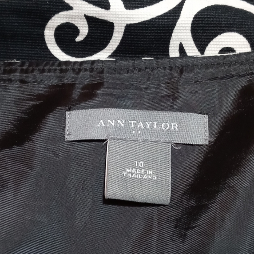 Ann Taylor Black and White Lined Skirt - Picture 4 of 7